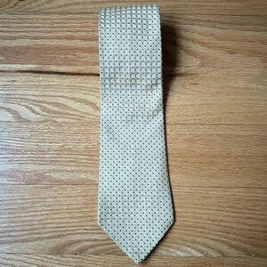 Tommy Hilfiger 100% Silk Tie Necktie Gold Pattern Blue Vintage Made in USA